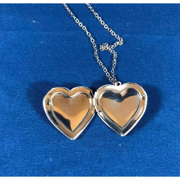 Girl's Heart Fashion Locket Necklace - Picture 3 of 4